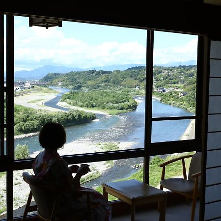 Hotel Yoshinotei Iida Esterno foto