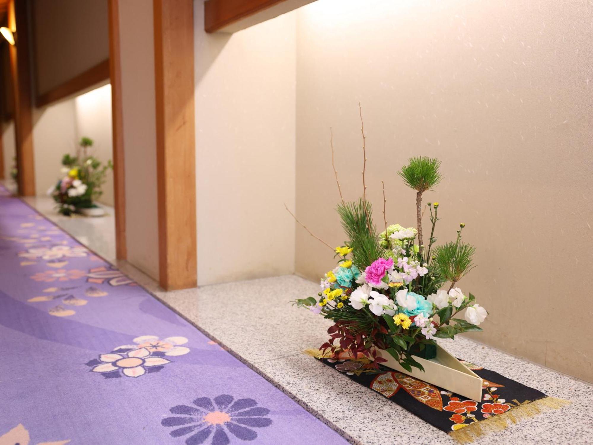Hotel Yoshinotei Iida Esterno foto