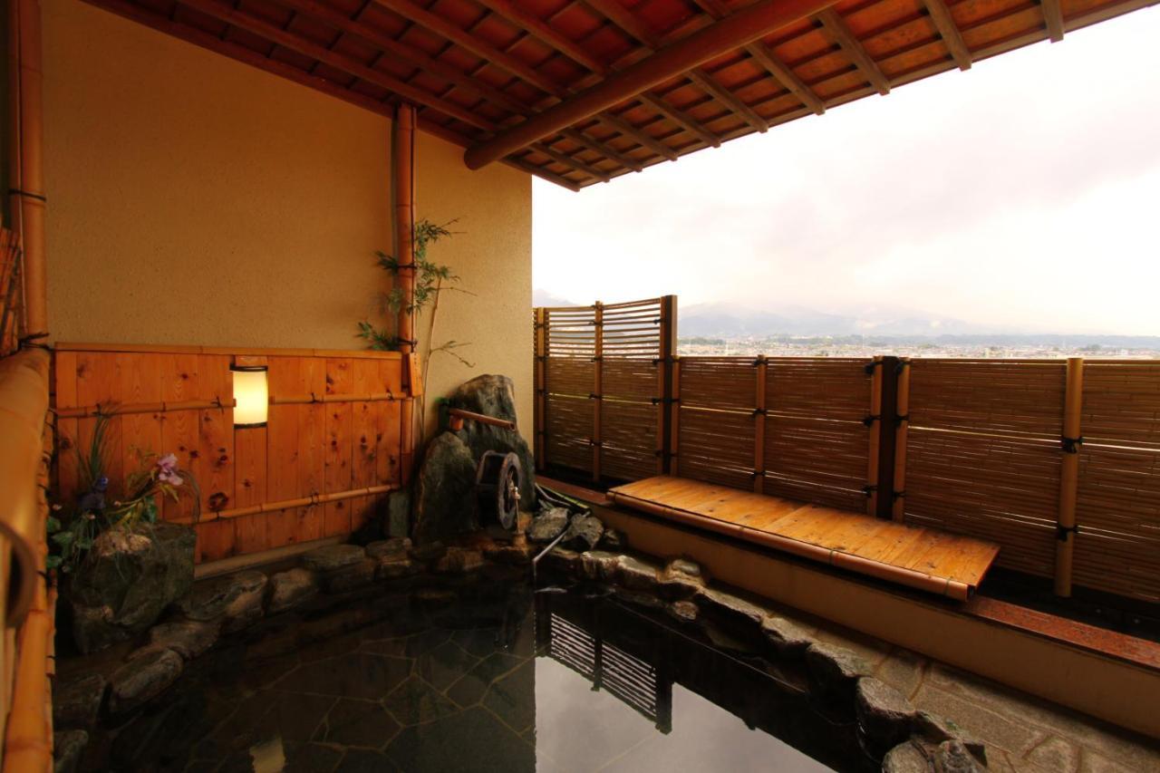 Hotel Yoshinotei Iida Esterno foto